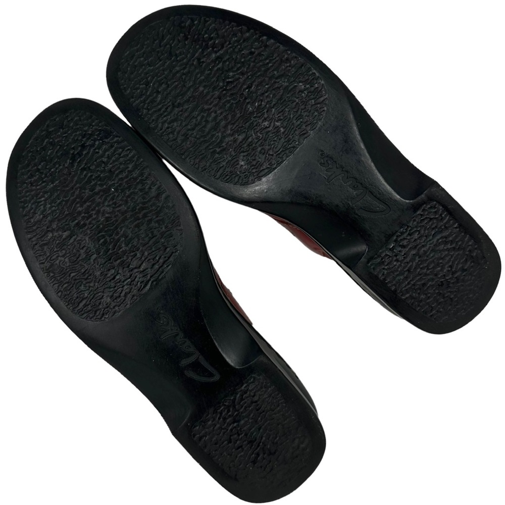 Clarks Womens Red Leather Sandals - Picture 9 of 9